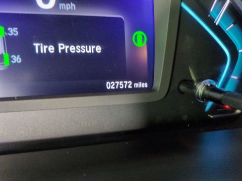 Used 2023 Honda Odyssey Elite image 16