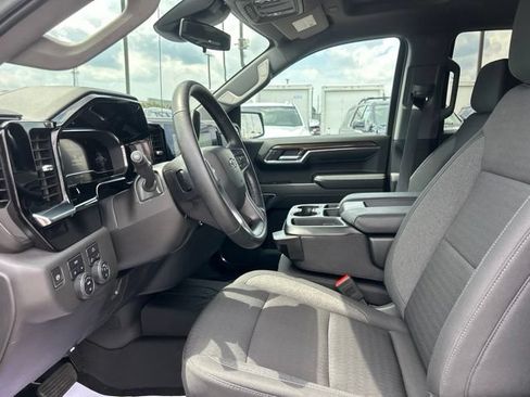 Used 2024 Chevrolet Silverado 1500 RST w/ Protection Package AWD/4WD image 15