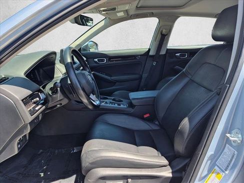 Used 2022 Honda Civic Touring image 10