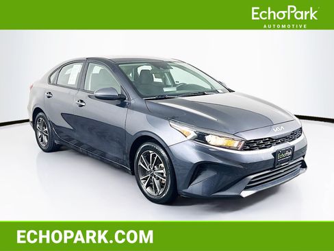 Used 2023 Kia Forte LXS FWD image 1