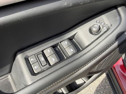 New 2026 Jeep Grand Cherokee Altitude AWD/4WD image 13