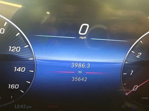Used 2023 Mercedes-Benz C 300 4MATIC Sedan image 15