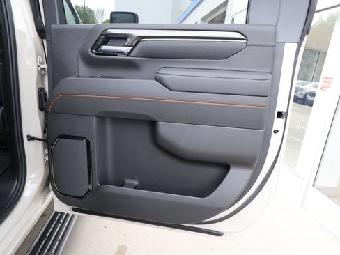 New 2026 GMC Sierra 2500 AT4 w/ AT4 Premium Plus Package AWD/4WD image 43