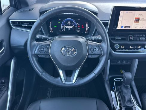 Used 2023 Toyota Corolla Cross AWD Hybrid w/ Convenience Package image 14