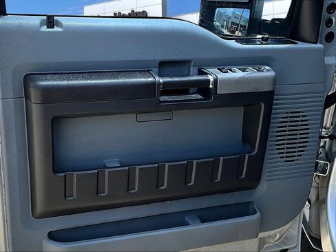 Used 2014 Ford F250 XLT AWD/4WD image 22