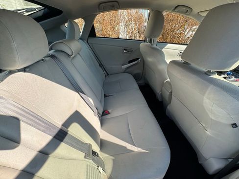Used 2014 Toyota Prius Three image 12