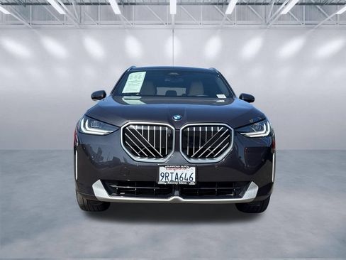 Used 2025 BMW X3 xDrive30i w/ Premium Package AWD/4WD image 3