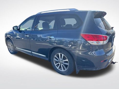 Used 2015 Nissan Pathfinder SL AWD/4WD image 3