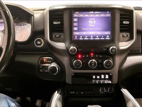 Used 2019 RAM 1500 Big Horn image 16