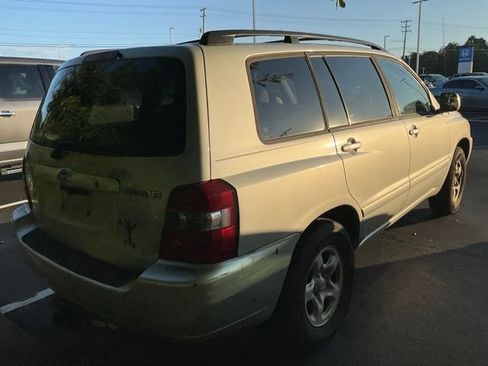Used 2005 Toyota Highlander 2WD image 5