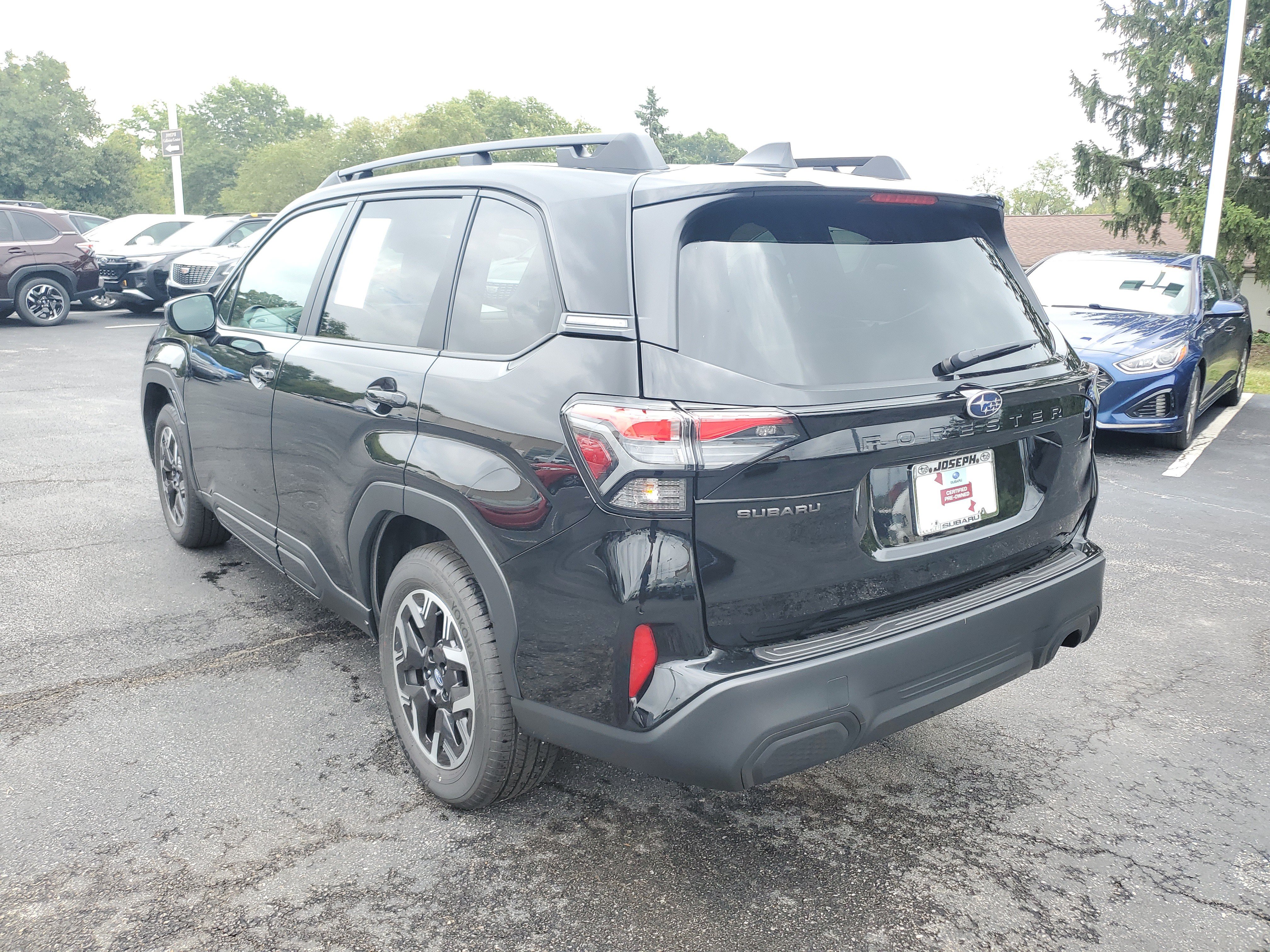 Certified 2026 Subaru Forester Premium AWD/4WD image 2