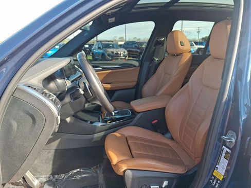 Used 2023 BMW X3 M40i w/ Premium Package image 12