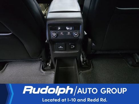 Used 2018 GMC Acadia SLT FWD image 17