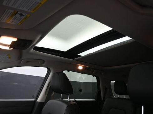 New 2026 Nissan Pathfinder SL w/ SL Premium Package image 23