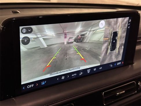 Used 2025 Lincoln Aviator AWD w/ Equipment Group 101A image 32