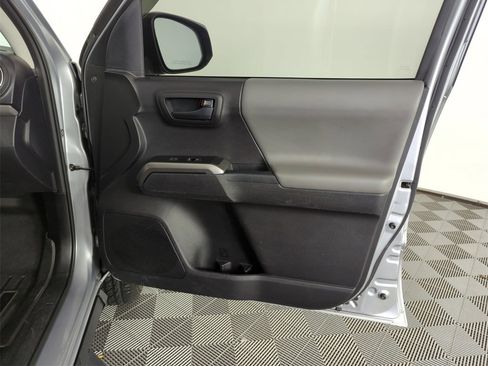 Used 2021 Toyota Tacoma SR5 image 31