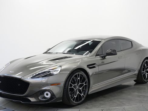 Used 2019 Aston Martin Rapide AMR image 5