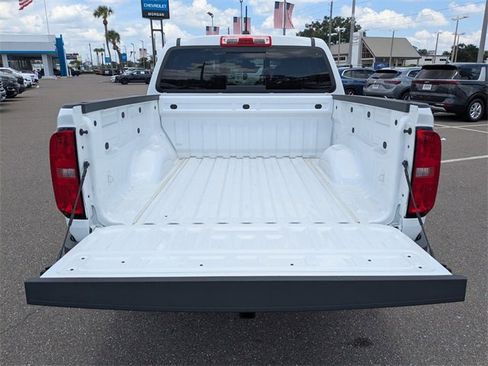 Used 2022 Chevrolet Colorado LT w/ LT Convenience Package image 13