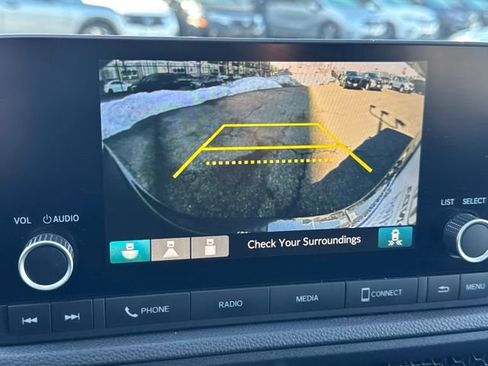 Used 2023 Honda CR-V EX image 10