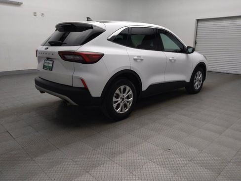 Used 2023 Ford Escape Active image 9