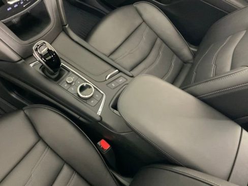 Certified 2025 Cadillac XT6 Sport w/ Platinum Package image 19