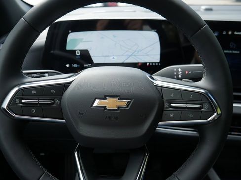 New 2026 Chevrolet Equinox LT image 11