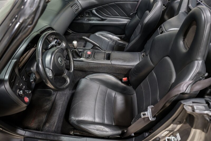 Used 2000 Honda S2000 image 10