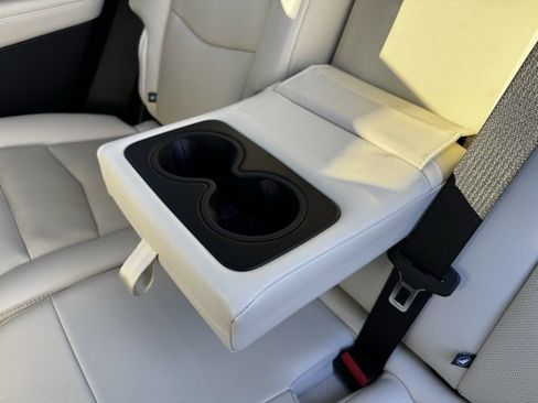 Certified 2023 Cadillac XT6 Sport w/ Technology Package image 9