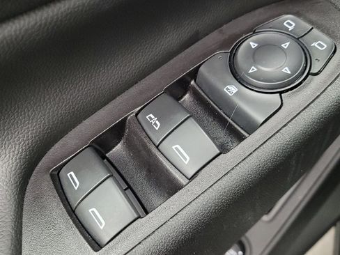 Used 2019 Chevrolet Equinox Premier image 27