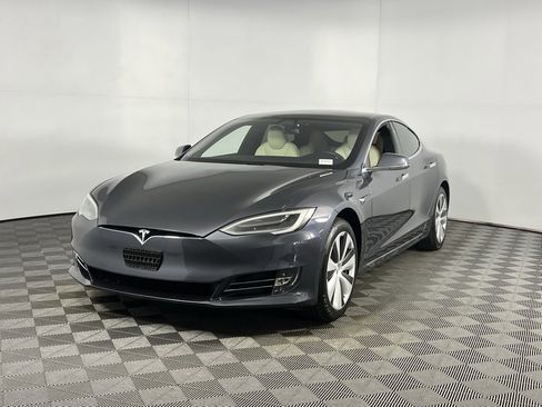 Used 2021 Tesla Model S Long Range image 3