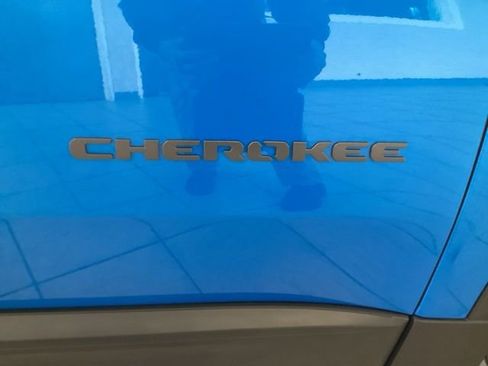 New 2026 Jeep Cherokee Limited image 10