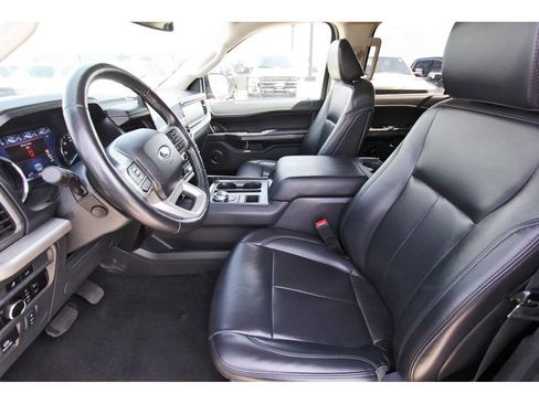 Used 2024 Ford Expedition Max XLT RWD image 6