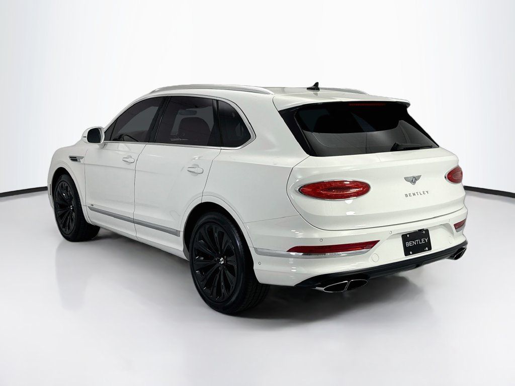 Certified 2022 Bentley Bentayga AWD/4WD image 7
