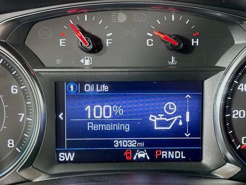 Used 2022 Chevrolet Equinox RS AWD/4WD image 5