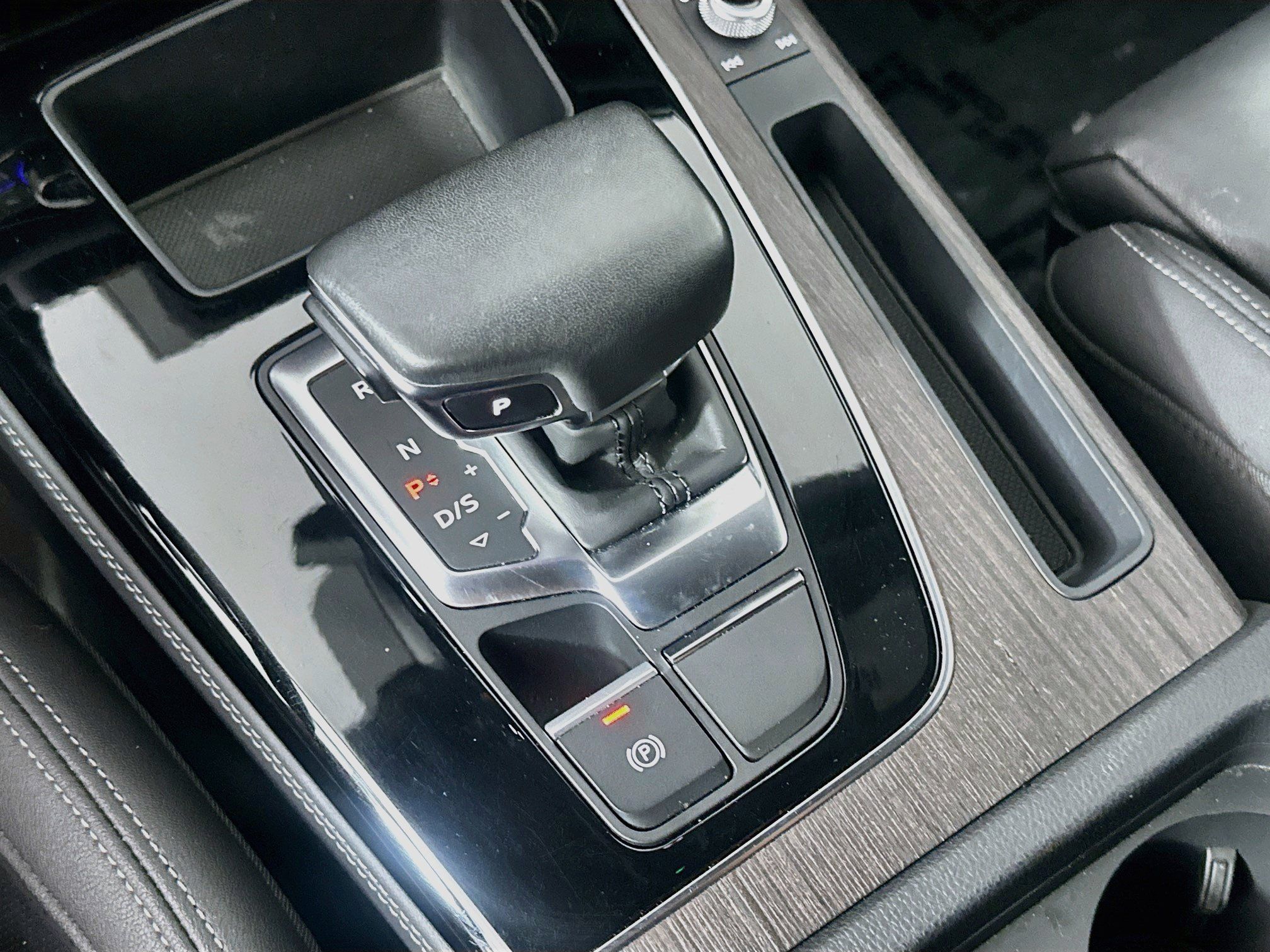 Used 2023 Audi Q5 2.0T Premium Plus w/ Premium Plus Package AWD/4WD image 23
