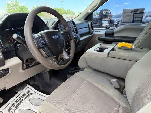 Used 2018 Ford F550 4x4 Regular Cab Super Duty image 22