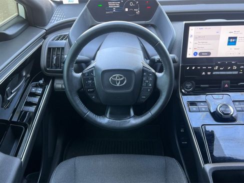 Used 2024 Toyota bZ4X XLE image 16