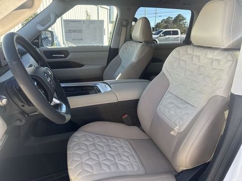 New 2026 Nissan Armada Platinum Reserve AWD/4WD image 17