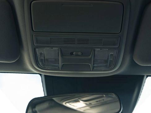 Used 2021 Honda CR-V LX image 31
