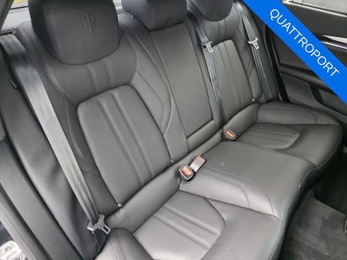 Used 2022 Maserati Quattroporte GT RWD image 26
