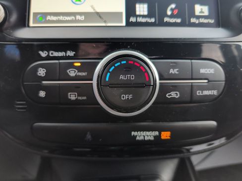 Used 2018 Kia Soul + w/ Audio Package image 15