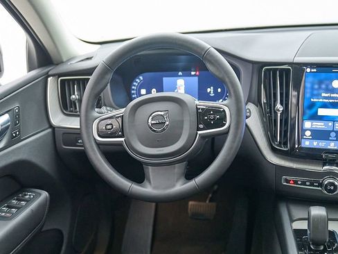 Certified 2025 Volvo XC60 B5 Plus w/ Climate Package AWD/4WD image 25