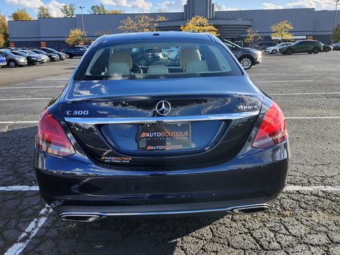 Used 2019 Mercedes-Benz C 300 4MATIC Sedan image 9