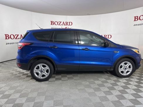 Used 2017 Ford Escape S image 9