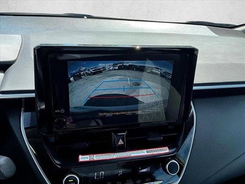 Used 2025 Toyota Corolla LE image 22