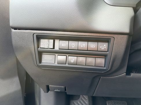 New 2026 Toyota Tundra Limited AWD/4WD image 19