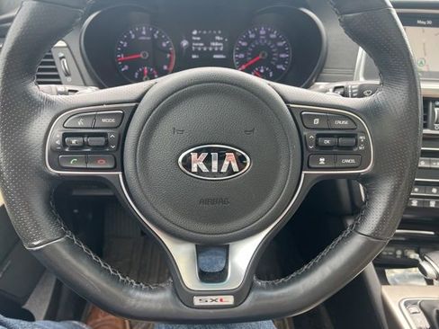Used 2018 Kia Optima SX w/ Technology Package FWD image 13