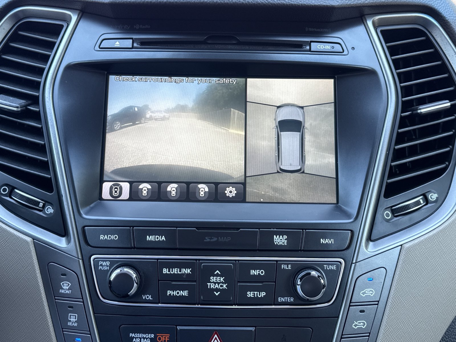 Used 2018 Hyundai Santa Fe Limited FWD image 28