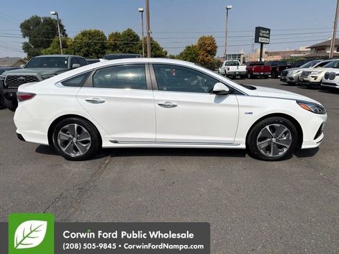 Used 2019 Hyundai Sonata Limited FWD image 4