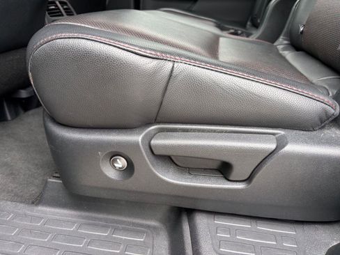 Used 2021 Honda Pilot Black Edition image 42